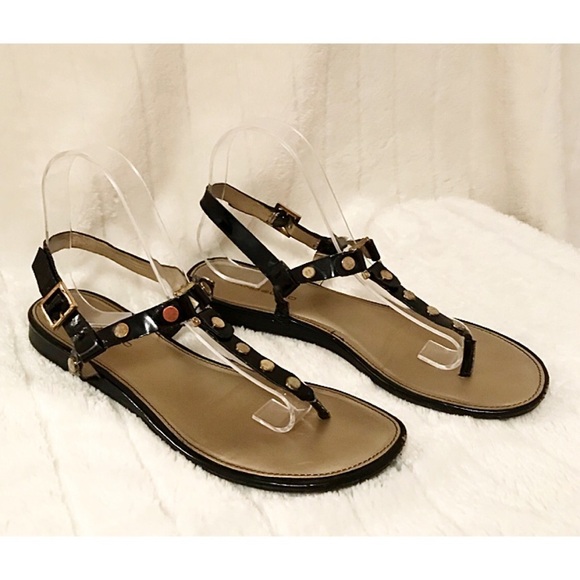 BANDOLINO Sz 9 Studded Black Patent T-Strap Sandal - Picture 1 of 6